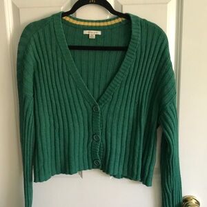 American Eagle soft sweater in green worn once.